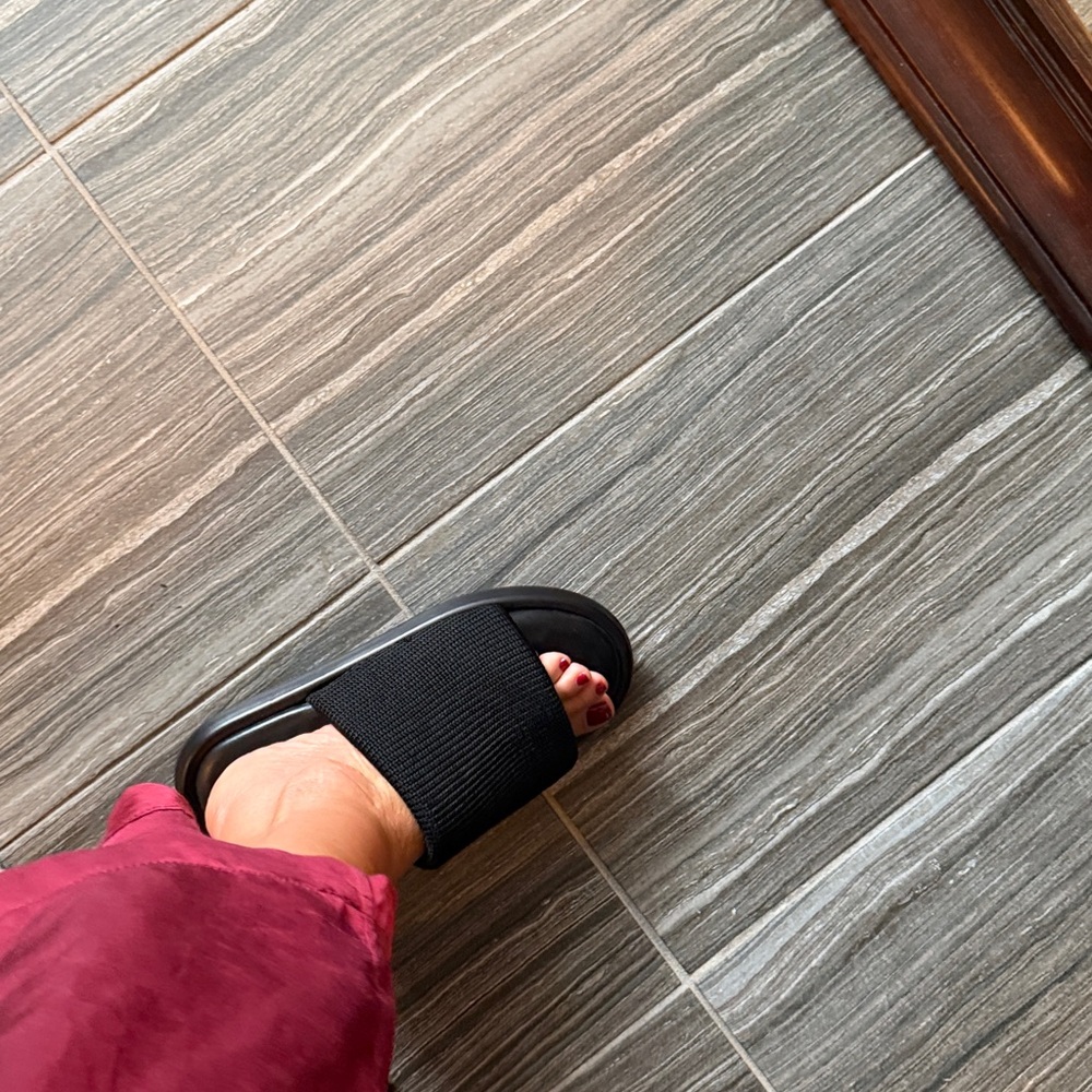 Proenza Schouler Black Leather Sandals - Picture 8 of 9